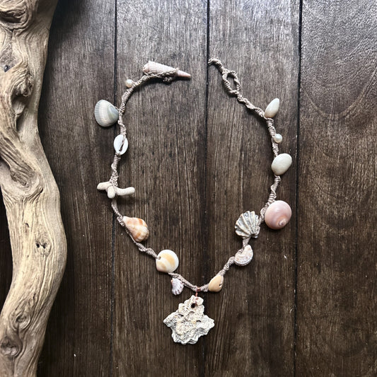 10” Shells & Pearls Hemp twist Necklace