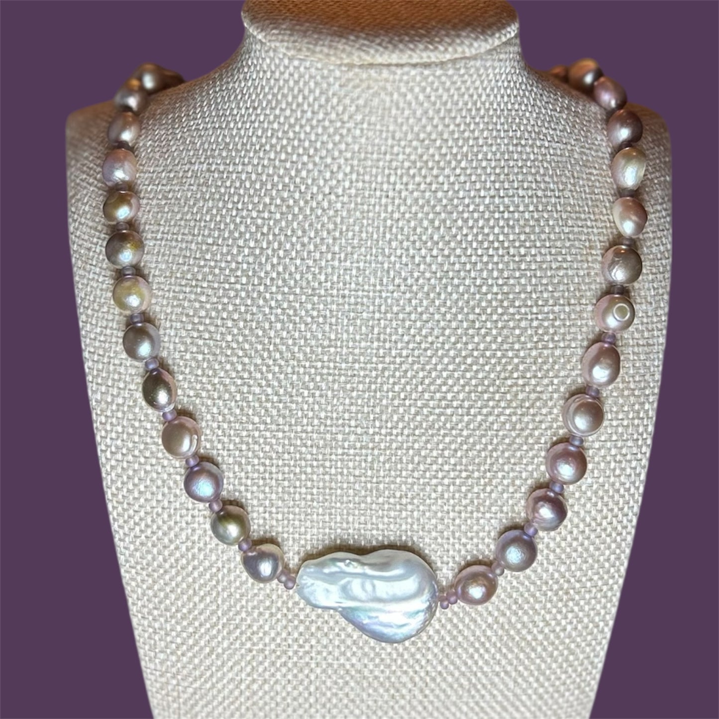 “The Lover” Pearl Necklace