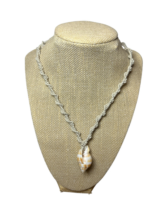 Hemp Macrame Necklace: Nutmeg Shell
